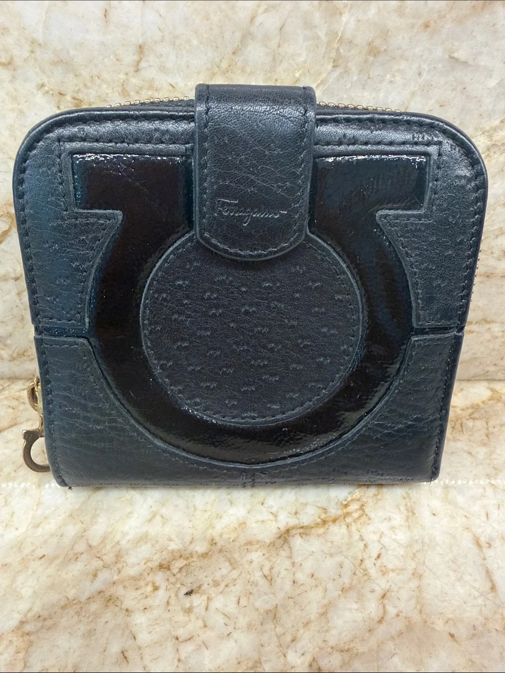 Salvatore Ferragamo Black Leather Gancini Zip Wallet